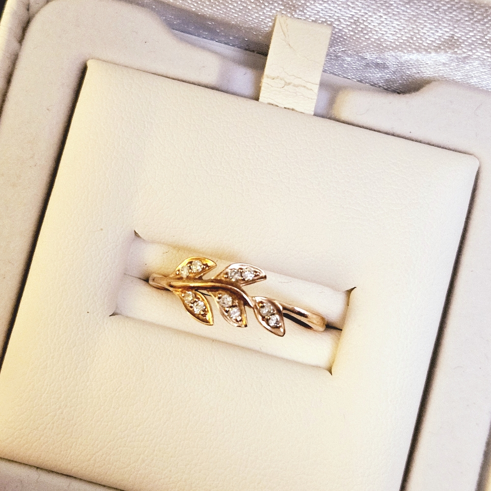 10k Rose Gold Diamond Leaf Olive Branch Ring